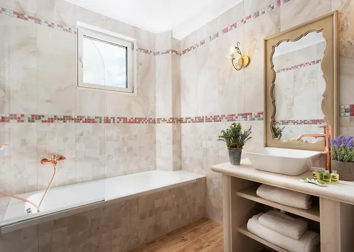 Aneli Luxury - Semeli Vila Áyios Kírikos