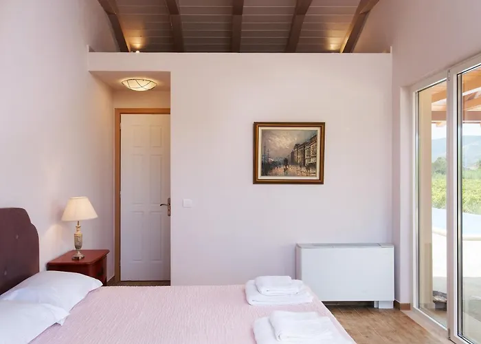 Aneli Luxury - Semeli Áyios Kírikos